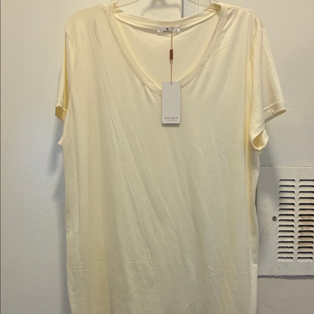 BRAND NEW White Crow Soft Cream Short Sleeve Tee